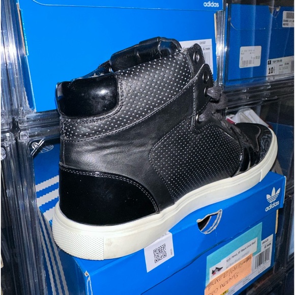 Express Men’s Black Sneakers Mid’s Size 10 Preowned in Excellent Condition - Picture 3 of 10